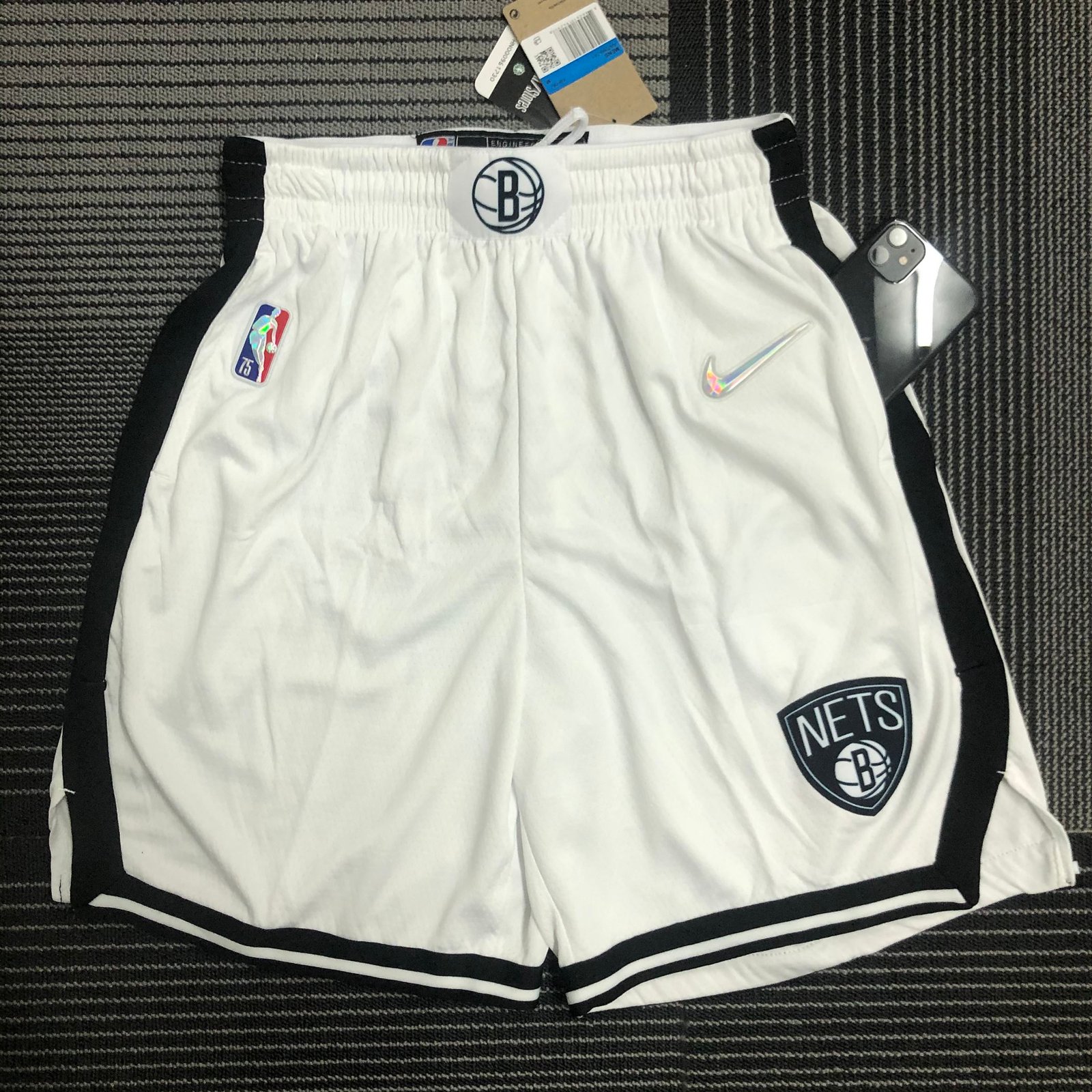 Short NBA Brooklyn Nets