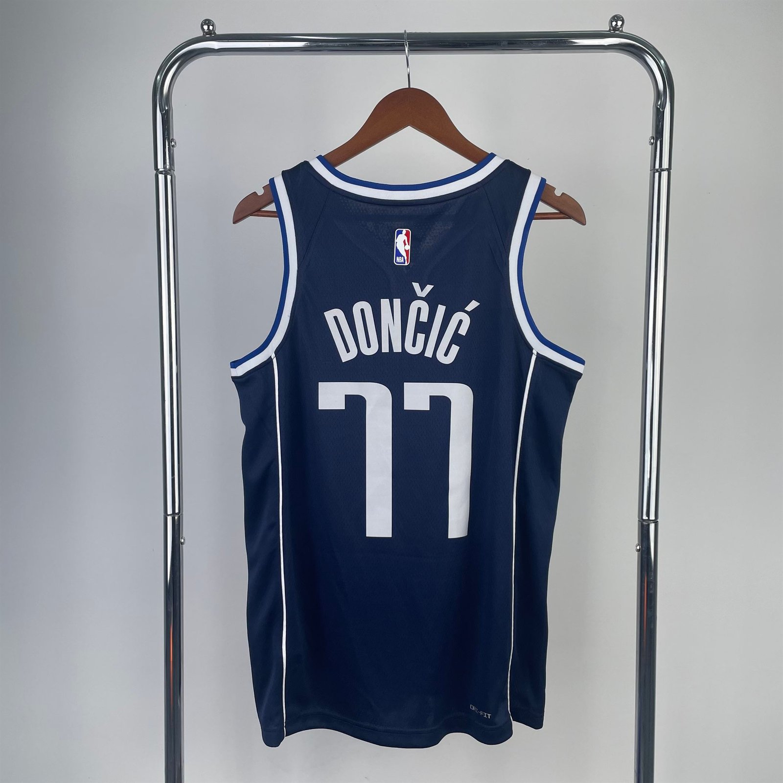 Maillot NBA Dallas Mavericks Dončić 77